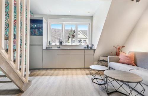 Ottensoos Apartment | XZLLENZ Modern S-Bahn Smart-TV Küche Parken Wellbeing
