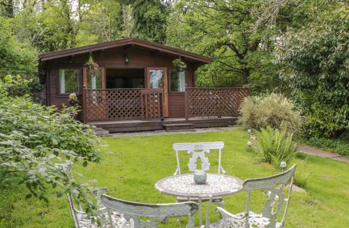 Henryd House | Y Caban