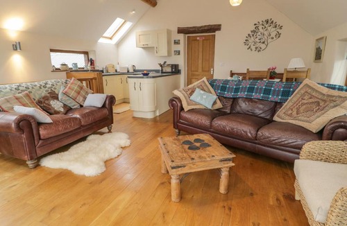 Machynlleth House | Y Daflod