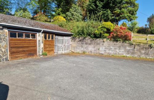 Dolgellau House | Y Fedw Wen