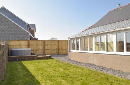 Maenclochog House | Y Glowty