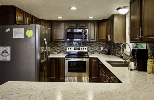 Negreet House | Y-Knott Lodge! Relax on the shores of Toledo Bend! Boat Ramp on site. Mid-Lake