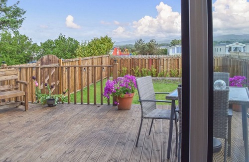 Dinas Dinlle Cottage | Y Nyth Yn Bwthyn Coed Gellyg