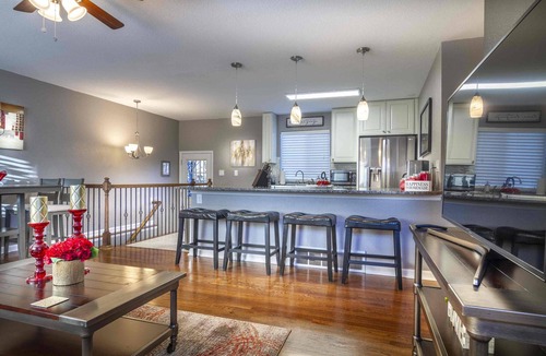 West Colorado Springs House | Ya like jazz?