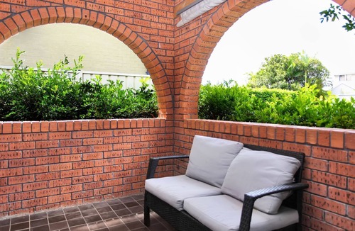 Tea Gardens Cottage | Yacaaba Cottage - Pet friendly