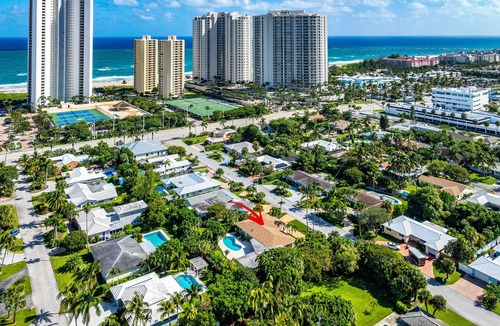 Singer Island House | Yacht Harbor Oasis: Beach Bliss with Private Pool