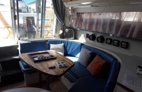 Fox Point Boat Rental | Yacht Stay Providence Marina