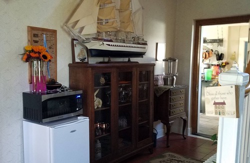 Town of Varick Hotel | Yale Manor B&B and Yurt Glamping