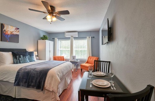 Newberg House | Yamhill Flats: Suite #2