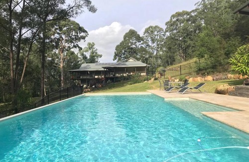 St. Albans Bed & Breakfast | Yanada