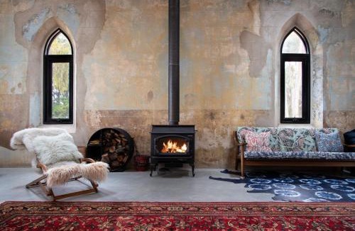 Yandoit House | Yandoit Church