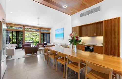 Flametree House | Yangaro