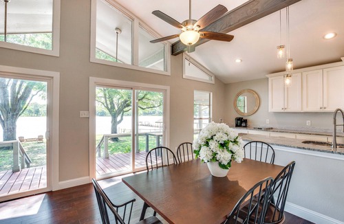 Gun Barrel City House | Yard, Deck & Fire Pit: Cedar Creek Reservoir Gem