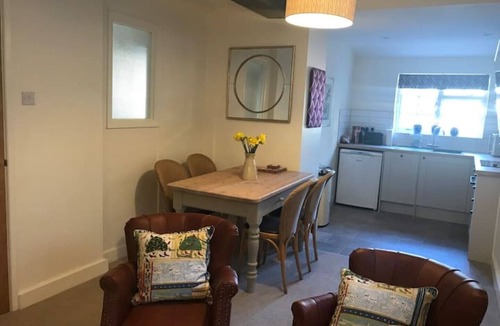 Sherborne Cottage | Yard House Cottage 1