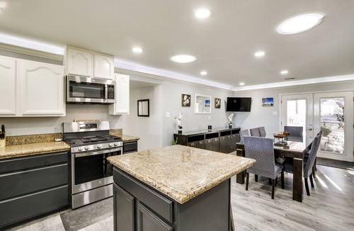 Biggs Field House | Yard w/BBQ Gazebo: Home Near Fort Bliss & Hiking
