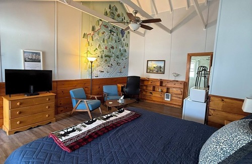 Searsport Hotel | Yardarm Motel