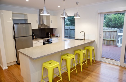 Yarra Glen Apartment | Yarra Glen Racecourse Apartments