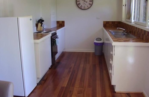 Yarra Glen Apartment | Yarra Glen Racecourse Apartments