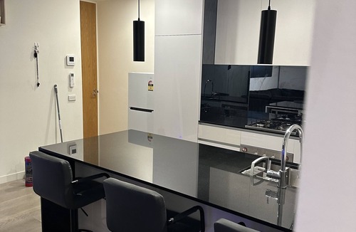 South Yarra Apartment | Yarra vista