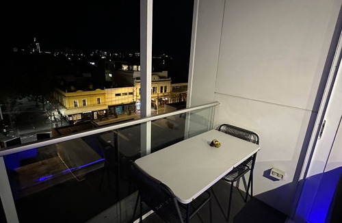 South Yarra Apartment | Yarra vista