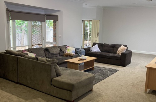 Yarrawonga House | Yarrawonga magic 300 metres from lake, private pool