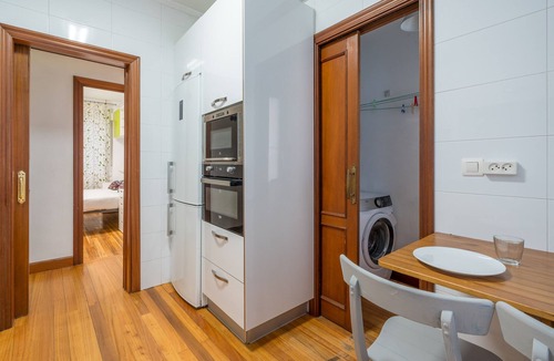 Deustuko San Pedro-Erribera Apartment | Ybarra apartment