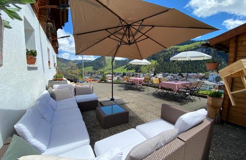 Unteriberg Bed & Breakfast | Ybrig Lodge
