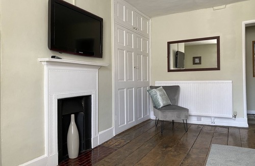 East Meon Hotel | Ye Olde George Inn - Badger Pubs