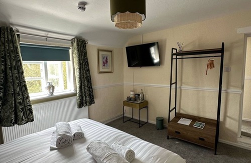 Ironbridge Hotel | Ye Olde Robin Hood Inn