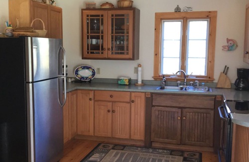 Ocean Point Cottage | Year Round Charming & Cozy Cottage at Ocean Point