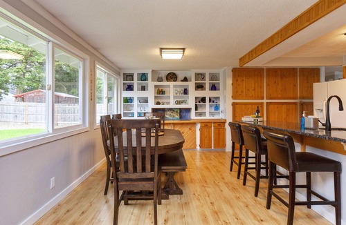 Florence House | Year Round Fun - Dog Friendly!