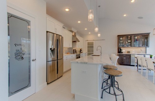 Water Mill House | Year-Round Hamptons Home Near Beaches, Golf, Vineyards