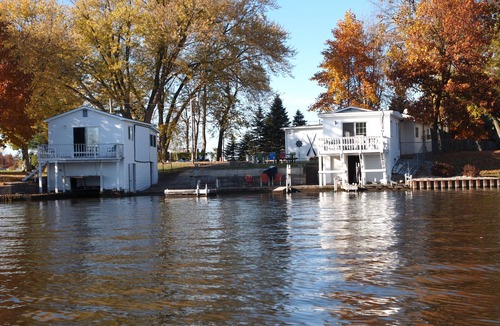 Monticello House | Year Round Lake Home with Wonderful Lake Frontage