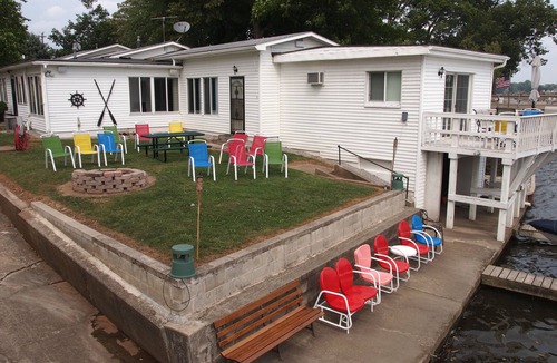 Monticello House | Year Round Lake Home with Wonderful Lake Frontage