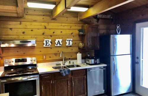 Tully House | Year Round Lake/Ski Home on Crooked Lake
