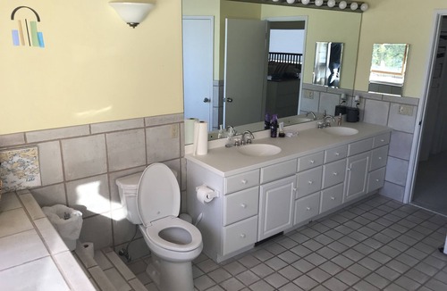 Moultonborough House | Year Round Lakefront Private Getaway!