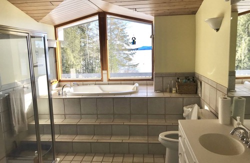 Moultonborough House | Year Round Lakefront Private Getaway!