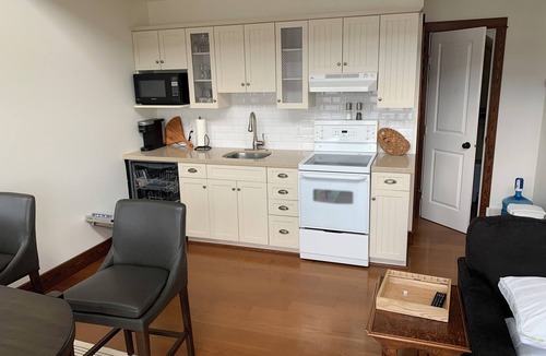 Rainy River District House | Year Round Lakefront