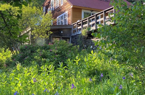 Williamsville House | Year Round Mountain Retreat