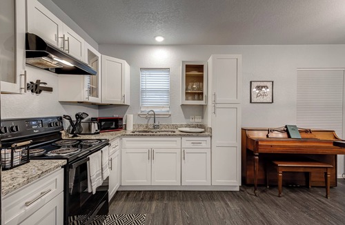 San Antonio House | yeeehaw! Let's Rodeo