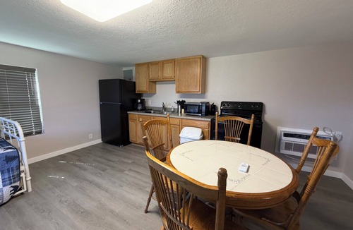 Murfreesboro Hotel | Yellow Diamond Inn