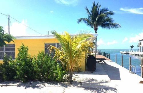 Little Venice House | Yellow Fin Ocean front Breeze- M#11