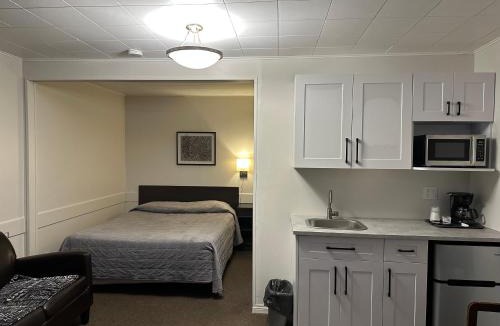 Portage La Prairie Hotel | Yellow Quill Motel