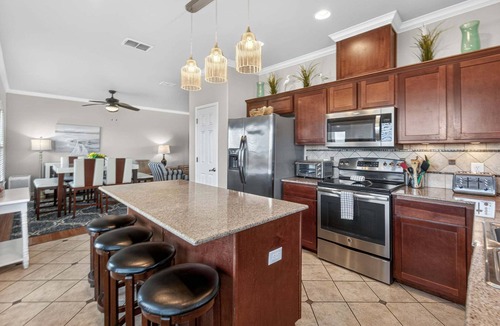 Bella Vista House | Yellowfin Inn | Ocean Views + Pet Friendly!
