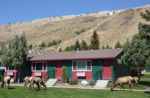 Gardiner Hotel | Yellowstone Gateway Inn