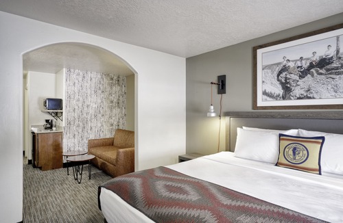 West Yellowstone Hotel | Yellowstone Park Hotel
