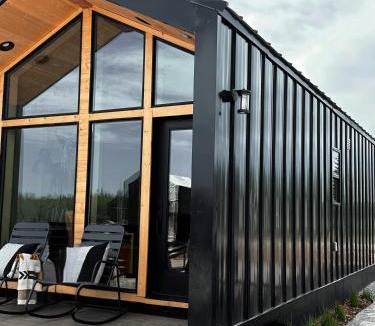 Last Chance Hotel | Yellowstone Peaks Hotel