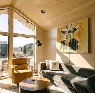 Last Chance Hotel | Yellowstone Peaks Hotel