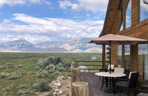 Clark House | Yellowstone River! Mountain Views!