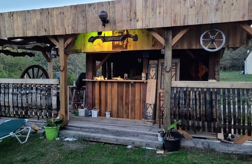 Roaillan House | Yellowstone saloon